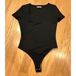 BAR III Women's Medium Black Scoop Neck Short Sleeve Bodysuit